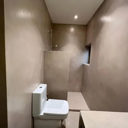 Apartment Impals 12 Pals