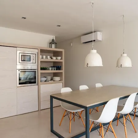 Apartament Impals 12 *